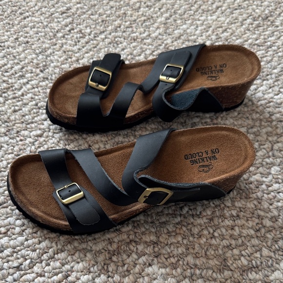 Walking On A Cloud Shoes - Walking on a Cloud Black Leather Sandals